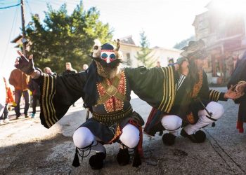 Ραγκουτσάρια στην Καστοριά-1