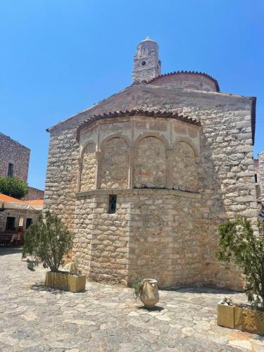 310011177 515664446682746 1181211327201176480 n